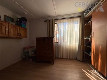 Casa en venta de 4 dorm. en Villa Alemana