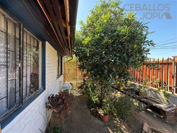 Casa en venta de 4 dorm. en Villa Alemana