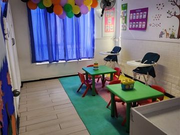 Guardería y Reforzamiento educativo Plaza de Armas