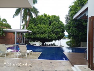 casa campestre en venta en el peñón. Cod V2866406