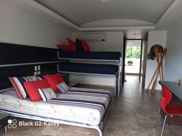 casa campestre en venta en el peñón. Cod V2866406