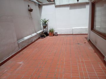 apartamento en arriendo en chico. Cod A4992