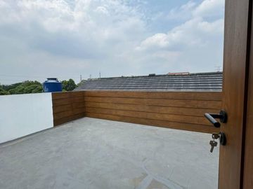 Rumah Modern Minimalis Berkualitas Dekat Tol Di Cinere
