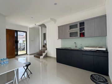 Rumah Modern Minimalis Berkualitas Dekat Tol Di Cinere