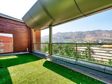 Gran Oficina Duplex en Ciudad Empresarial (UF 51/m2)!!!