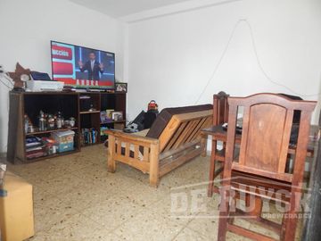 Casa en venta en Ezpeleta Oeste