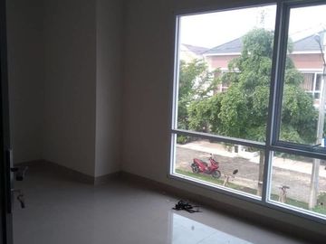 Rumah baru 2 lantai Free biaya Dp ringan di Jatiasih Bekasi
