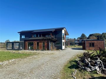 Casa en venta de 5 dorm. Cond. Los Ulmos, en Puerto Montt