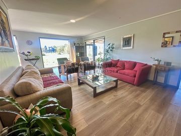 Casa en venta de 5 dorm. Cond. Los Ulmos, en Puerto Montt