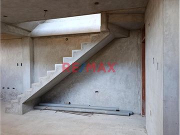 🌟 ¡Descubre el hogar de tus sueños en Chao, Virú! 🌟

🏠 Te presentamos esta impresionante casa de 4 pisos, situada en la tranquila y deseable ubicaci