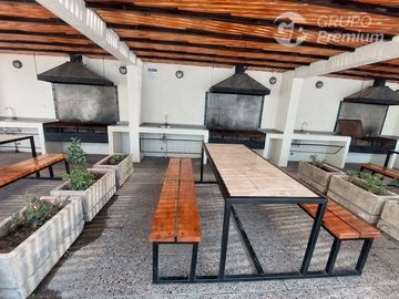 Inversionistas y familias en busca de su nuevo hogar