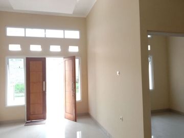 Rumah Siap Huni Dekat Komsen Jatiasih Bekasi 600 jt an (Tami)