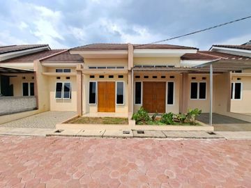 Rumah Siap Huni Dekat Komsen Jatiasih Bekasi 600 jt an (Tami)