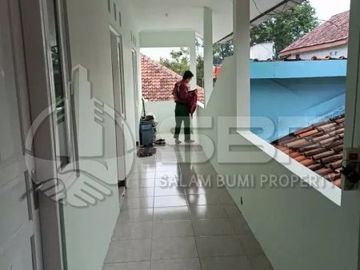 Rumah Induk+ Kost 10kmr Strategis dkt UII jl Kaliurang