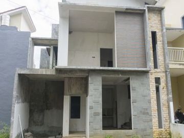 rumah konep villa di kota batu