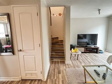 Casa en venta 3D+3B, Los Castaños, Las Vizcachas