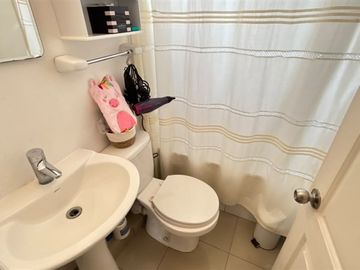 Casa en venta 3D+3B, Los Castaños, Las Vizcachas