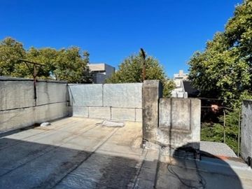 CASA 5 AMB EN VENTA EN FLORES