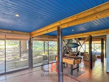 Casa en venta de 6 dorm. en Las Cabras