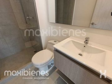 apartamento en arriendo en las vegas. Cod A70830