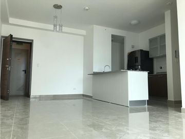 En venta hermoso apartamento nuevo en PH Venezia