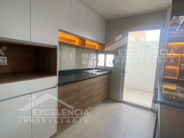 VENTA DE CASA NUEVA DE 2 NIVELES EN FRACC. PRIVADO EL PRADO TARIMBARO