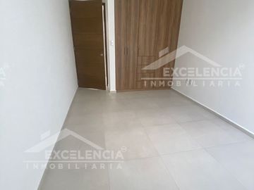 VENTA DE CASA NUEVA DE 2 NIVELES EN FRACC. PRIVADO EL PRADO TARIMBARO