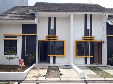 Rumah idaman keluarga Siap Huni di Ciwastra Kota Bandung dekat Arcamanik