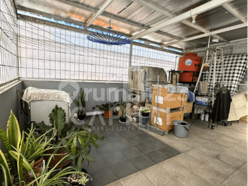 Rumah Cantik Nan Asri Satu Setengah Lantai di Cluster Favorite Taman Kopo Indah 5 Springville