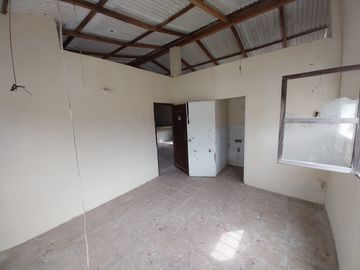 Puerto Cayo: Se Vende Casa Cerca del Mar en Puerto Cayo