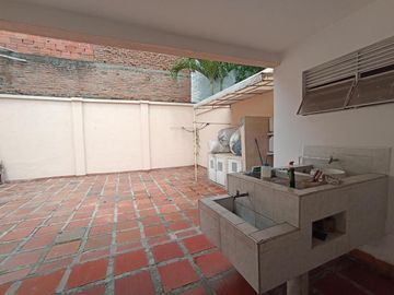 casa en venta en san vicente. Cod V103036