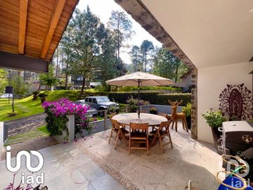 Casa en Venta en Avándaro, Valle de Bravo, Mexico