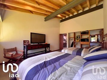 Casa en Venta en Avándaro, Valle de Bravo, Mexico