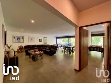 Casa en Venta en Avándaro, Valle de Bravo, Mexico