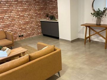 En venta moderno dpto 1D, semi-nuevo en la Cisterna.