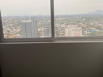 En venta moderno dpto 1D, semi-nuevo en la Cisterna.