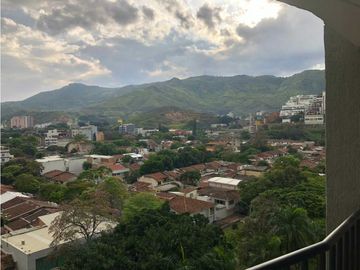 VENTA APARTAESTUDIO NUEVO AMOBLADO EN LA FLORA