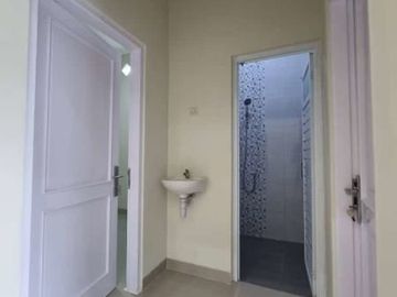 Rumah siap huni satu unit terakhir area sidomoyo