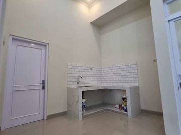 Rumah siap huni satu unit terakhir area sidomoyo