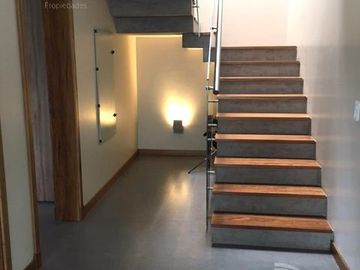 Venta - Casa 6 Ambientes al Rio, Jardín, Pileta - El Golf, Nordelta, Tigre