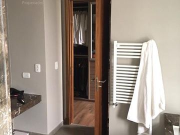 Venta - Casa 6 Ambientes al Rio, Jardín, Pileta - El Golf, Nordelta, Tigre