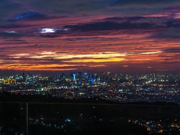 Beautiful HOME that Lands in 3,200sqm with a 270 degree Uninterrupted View of Manila and Antipolo Hills Now for SALE!