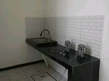 Rumah Second Rapi Dan Terawat Dijual Butuh