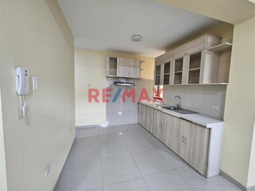 ¡EN VENTA! Hermoso departamento, ubicado en una zona estratégica con buen clima todo el año, ofrece una excelente distribución.

Cerca de restaurant
