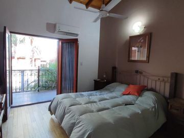 CASA VENTA EL PALOMAR 4 AMBIENTES