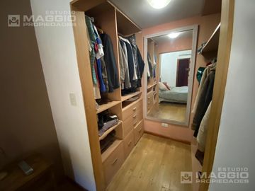 CASA VENTA EL PALOMAR 4 AMBIENTES