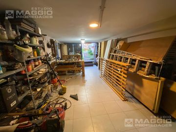 CASA VENTA EL PALOMAR 4 AMBIENTES