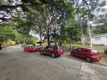 VENTA LOTE VÍA LA CUMBRE EN SANTA INES. Cod V8611
