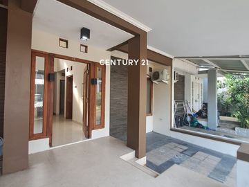 Hot Sale Dijual Rumah Siap Huni Di Sektor 9 Bintaro
