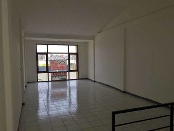 Ruko Strategis Cisaranten Dekat Arcamanik dan Antapani
